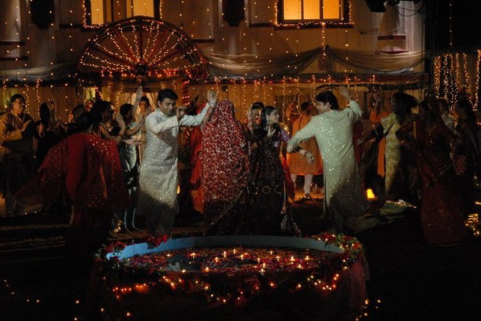 33894069_XYCAQXHOJ[2] - Sapna Babul Ka Bidaai