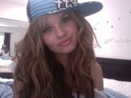 locul 6:Debby Ryan - 0-top 10 cele mai frumoase vedete de la disney-0