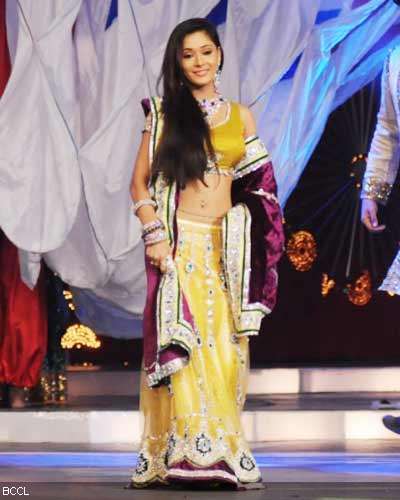 Sara-Khan[1]