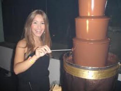 images (62) - Carla Diaz