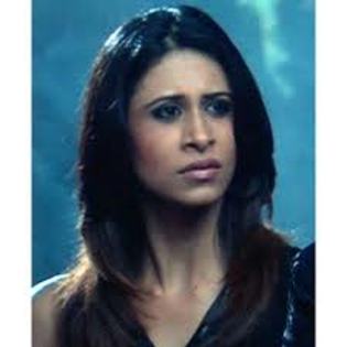 images (19) - Kishwar Merchant