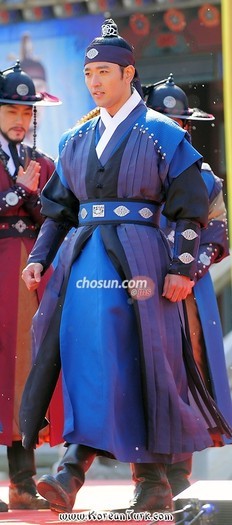 19507358_NJBECKADU - Cha Chun Soo