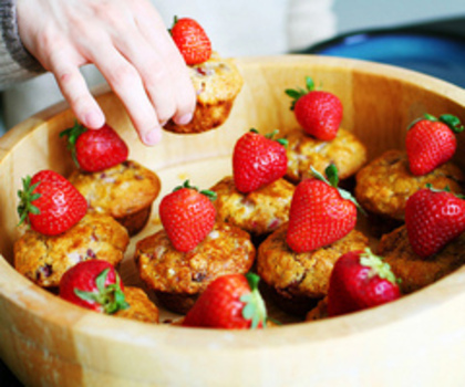 Cup Cake and Strawberry