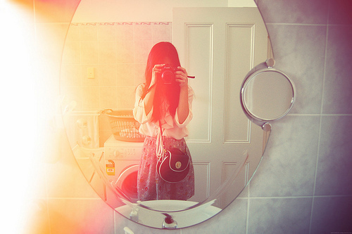 In oglinda ;x