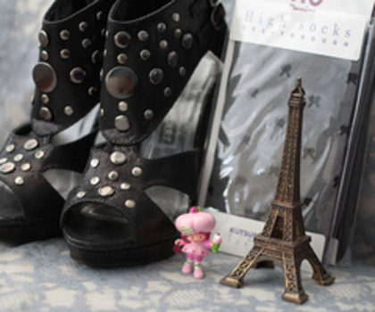 Paris,si kapsiunik - x-About Me-x