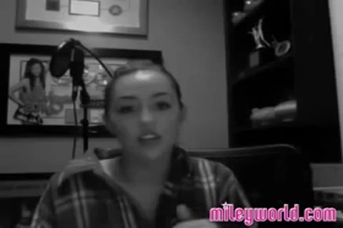 MileyWorld - Thank you! 0636 - MileyWorld - Thank you - Captures 2