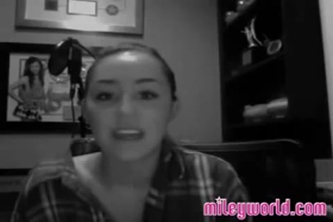 MileyWorld - Thank you! 0825 - MileyWorld - Thank you - Captures 2