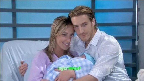 40134143_NMLZEZPOF - vanessa pose si eugenio siller