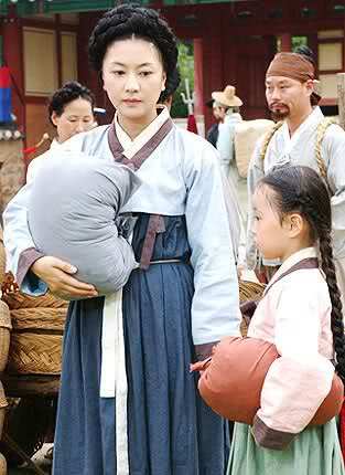 3 - Mama lui Janggeum