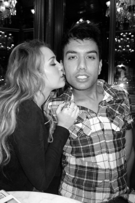 Kiss:x - Miley new twitter Pics