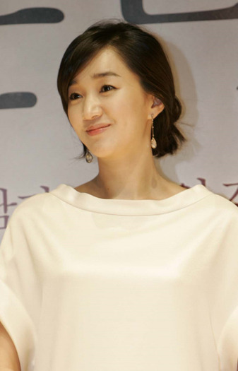 19 - Soo Ae