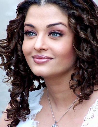 aishwarya-rai-329148l