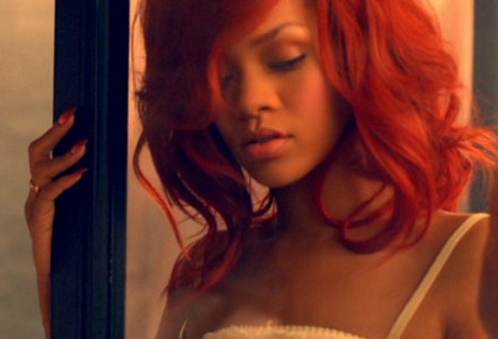 Rihanna (6)