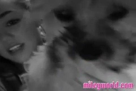 MileyWorld - Thank you! 1049 - MileyWorld - Thank you - Captures 3