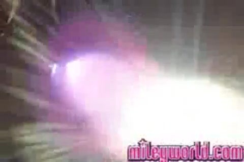 mileyWorld - Miley singing with Nick [Live] (273)