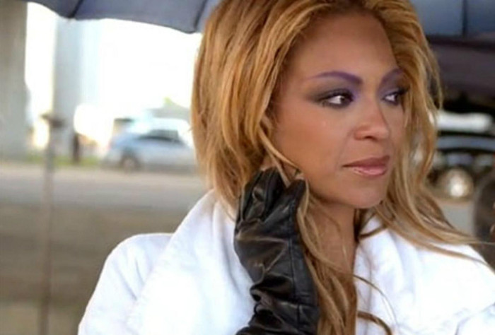 Beyonce (2)
