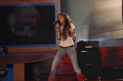 normal_012 - MileyWorld - August 03rd 2008 - Teen Choice Awards - Rehearsals