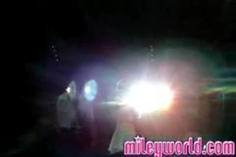 mileyWorld - Miley singing with Nick [Live] (644)