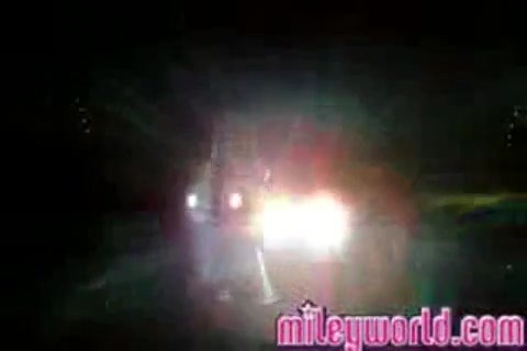 mileyWorld - Miley singing with Nick [Live] (694)