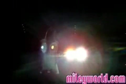 mileyWorld - Miley singing with Nick [Live] (699)