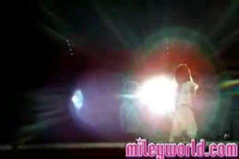 mileyWorld - Miley singing with Nick [Live] (875)