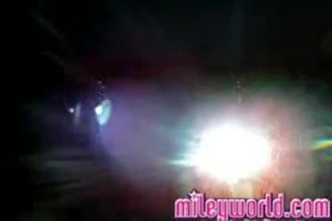 mileyWorld - Miley singing with Nick [Live] (884)