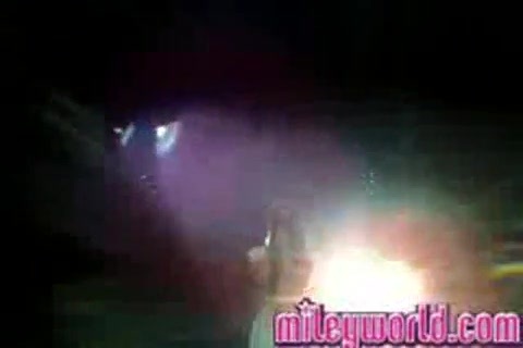 mileyWorld - Miley singing with Nick [Live] (901)