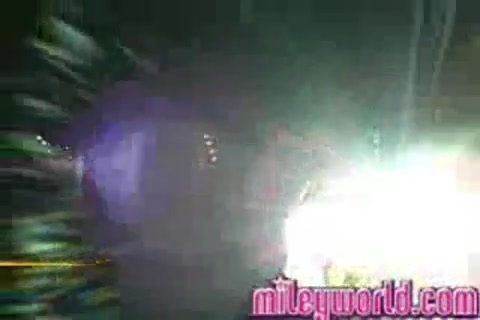 mileyWorld - Miley singing with Nick [Live] (1437)