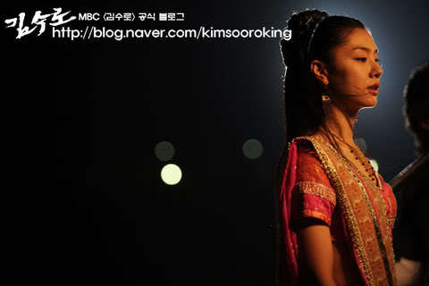 img_0788_kimsooroking - Filmari-Kim So Roo