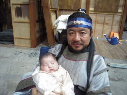54706507201005302122273072660166-2 - poze din kim suro