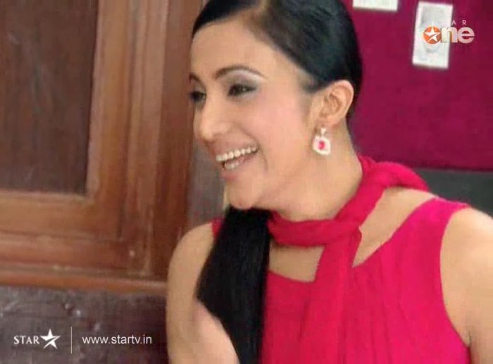 szrNa - DILL MILL GAYYE KaSh As ArSh Jail Scene Kapz