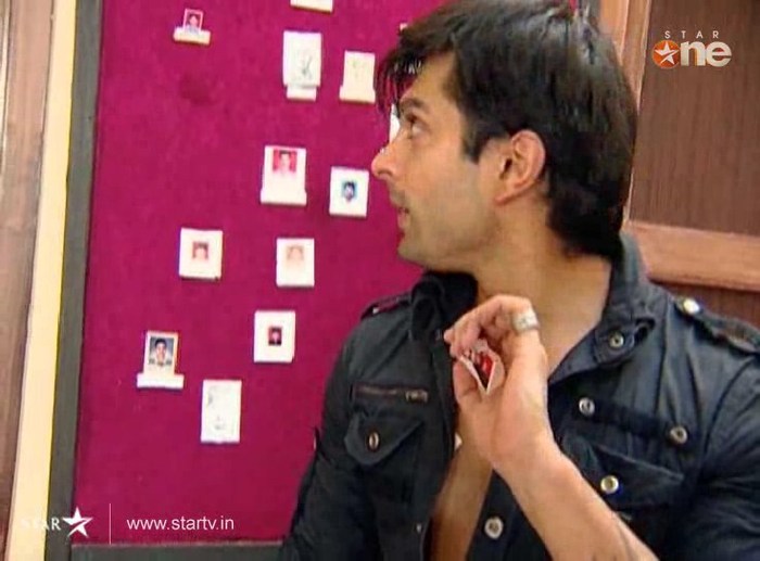 Tquyf - DILL MILL GAYYE KaSh As ArSh Jail Scene Kapz