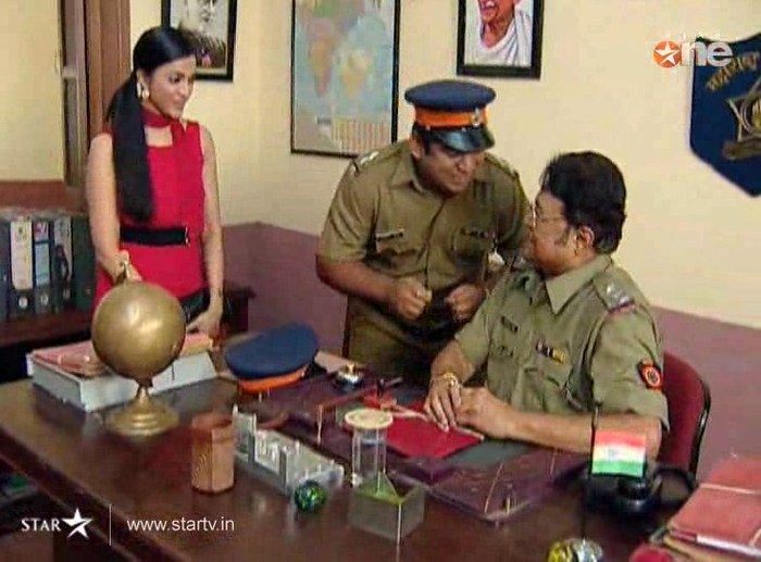 Jd6Be - DILL MILL GAYYE KaSh As ArSh Jail Scene Kapz