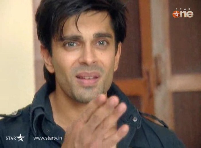 QrW5a - DILL MILL GAYYE KaSh As ArSh Jail Scene Kapz
