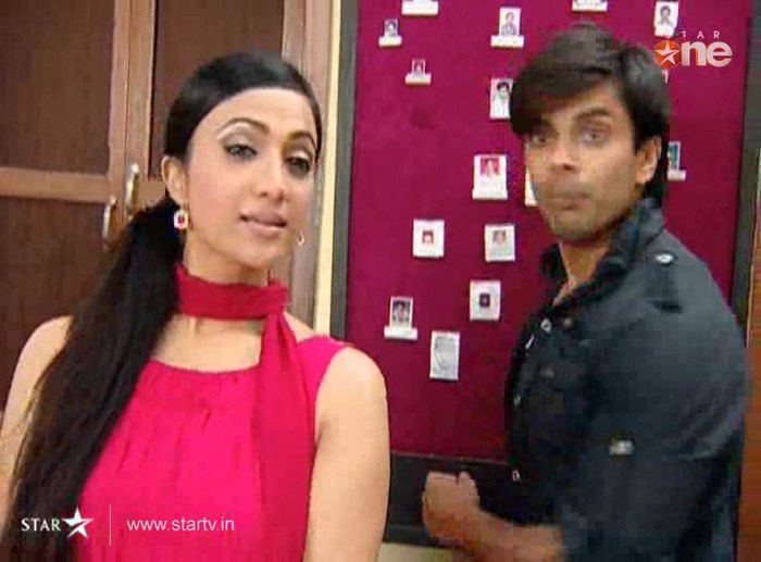CbbUu - DILL MILL GAYYE KaSh As ArSh Jail Scene Kapz