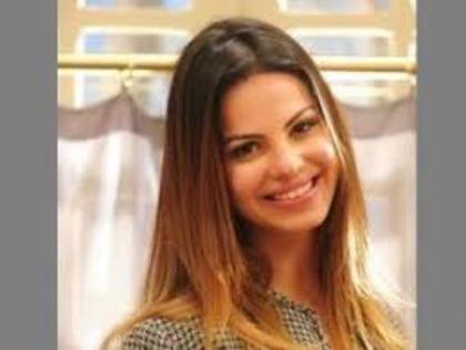 images (9) - Stephany Brito
