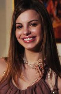 images (16) - Stephany Brito