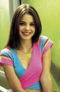 images (36) - Stephany Brito