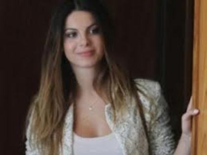 images (29) - Stephany Brito