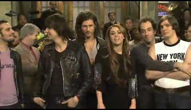 bscap0003 - Miley With The Strokes on SNL