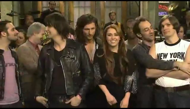 bscap0004 - Miley With The Strokes on SNL