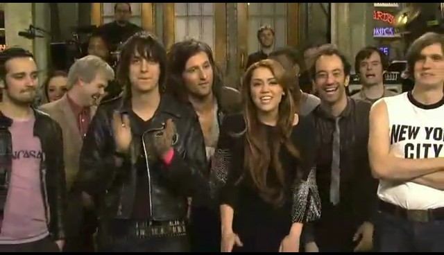 bscap0010 - Miley With The Strokes on SNL