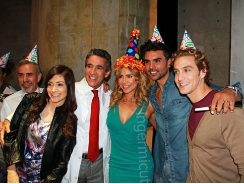 fiesta_de_cumpleanos_6_129003724545___484x363 - aylin mujica si prietenii ei