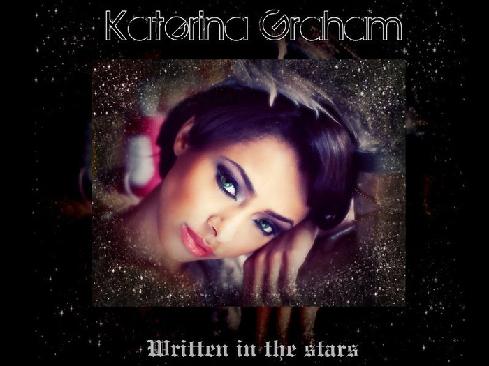 Katerina-Graham-katerina-graham-20598239-800-600