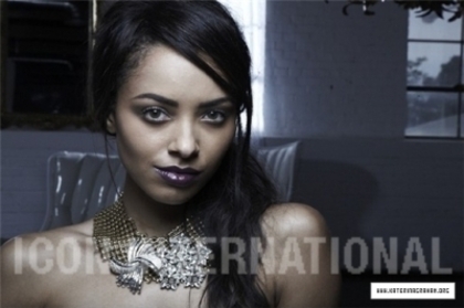 InStyle-photoshoot-marked-katerina-graham-11378635-400-266 - album katerina graham