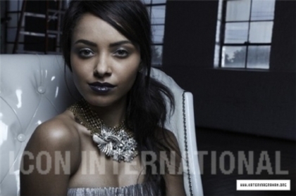 InStyle-photoshoot-marked-katerina-graham-11378638-400-266 - album katerina graham