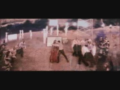 AISHWARYA RAI&AKSHAY KUMAR-Khakee-Dil Dooba-14