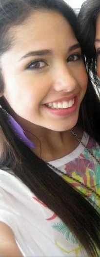 90 - Jasmine Villegas
