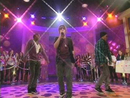Justin-Bieber-1276265,857505,13 - Justin Bieber