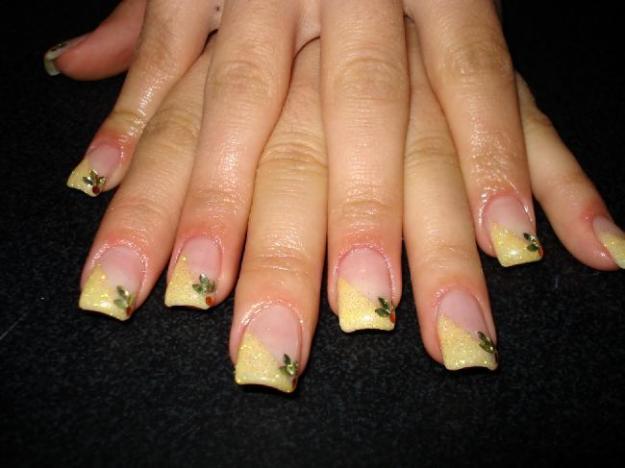 97 - unghii false cu model